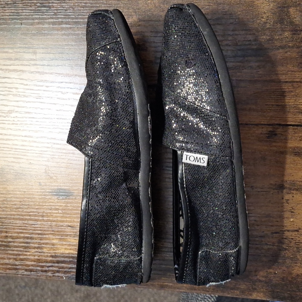 Toms - Picture 4 of 7